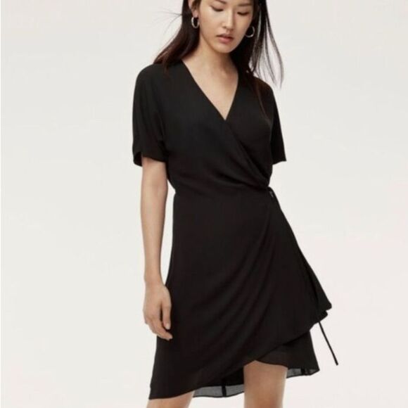 SUNDAY CLEAROUT!!!
ARITZIA BABATON Wallace wrap DRESS SIZE XS - Picture 1 of 2